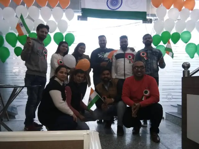The whole team under the tricolour